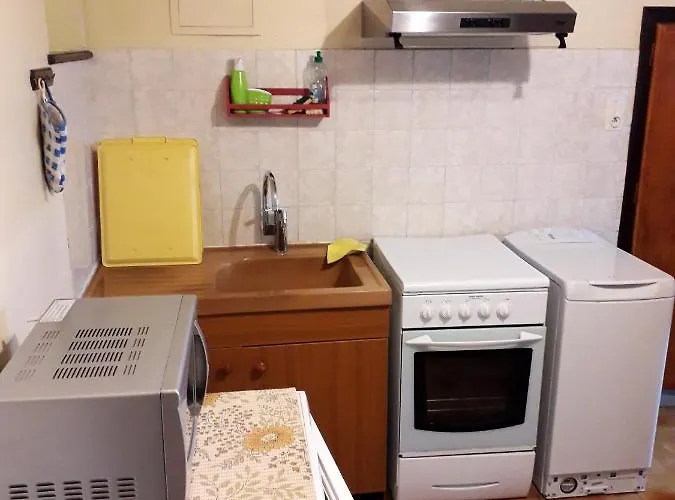 Maison Accueillante A Avec Superbe Terrasse *